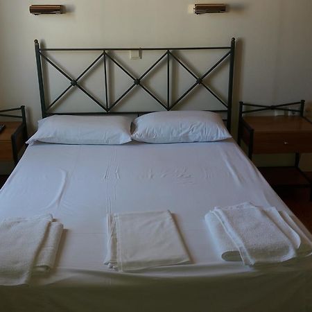 Aparthotel Xenodoxeio Patrai Lefkáda Exterior foto
