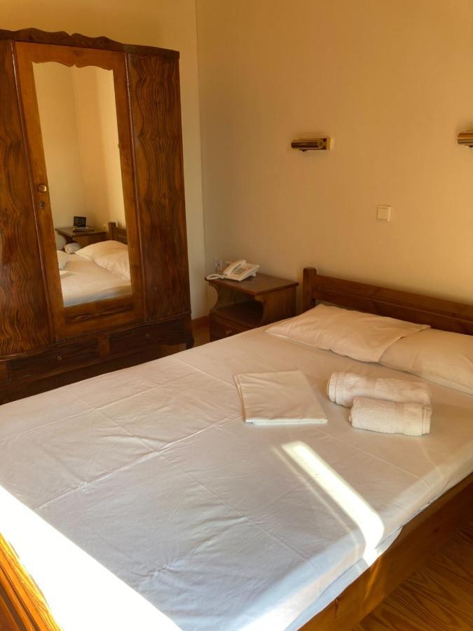 Aparthotel Xenodoxeio Patrai Lefkáda Exterior foto