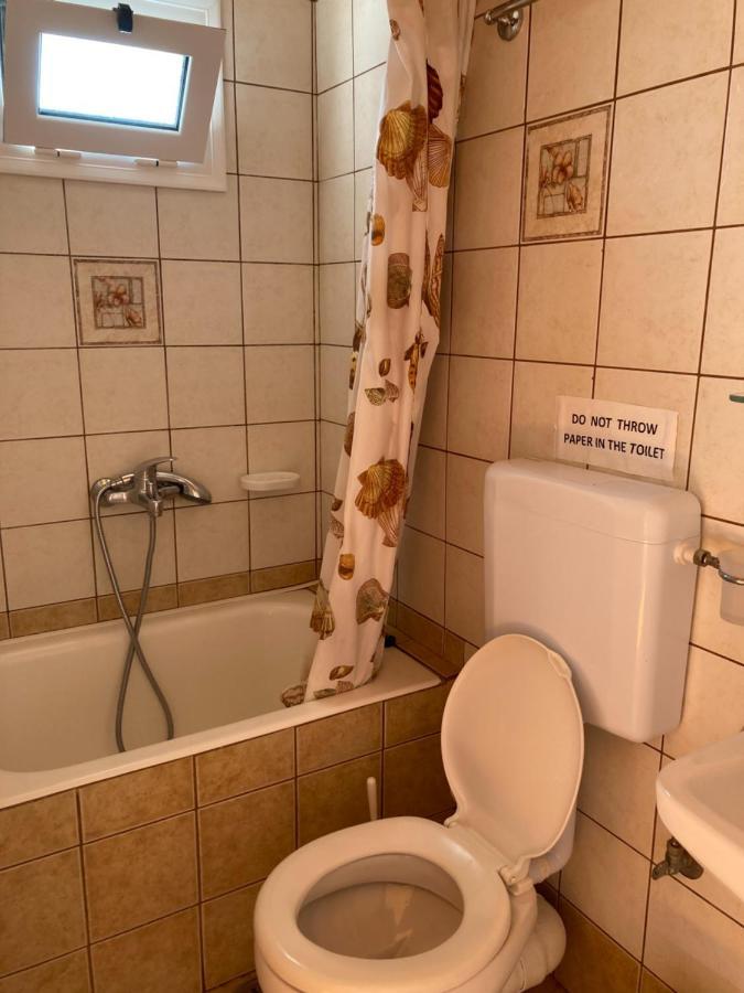 Aparthotel Xenodoxeio Patrai Lefkáda Exterior foto