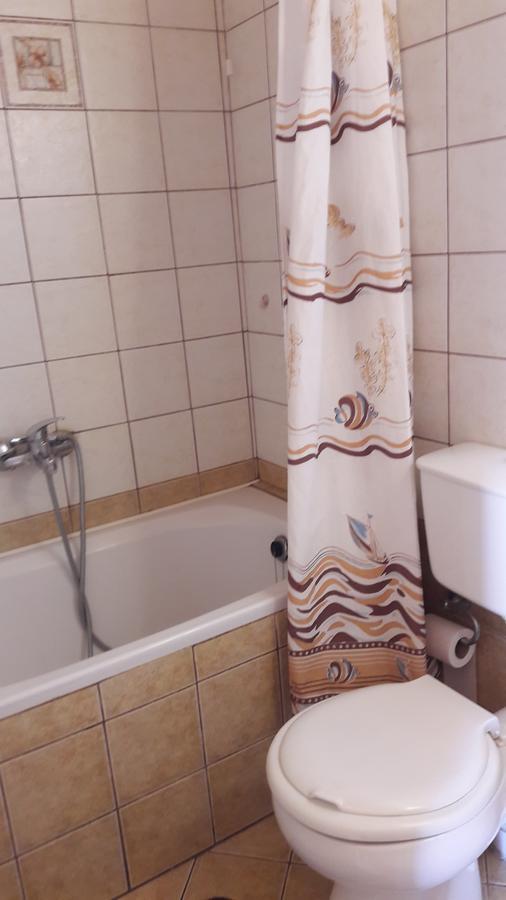 Aparthotel Xenodoxeio Patrai Lefkáda Exterior foto