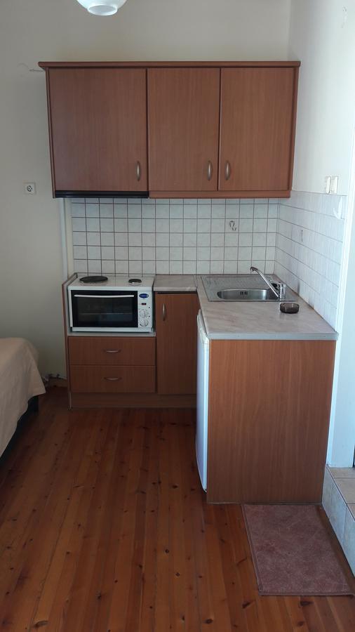 Aparthotel Xenodoxeio Patrai Lefkáda Exterior foto